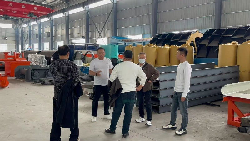 Clienții din Asia de Sud-Est răscumpără echipamente de spălat cu aur aluvionar